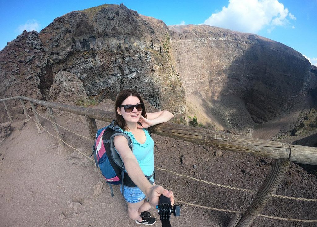 Inside-Mount-Vesuvius-1-1024x768